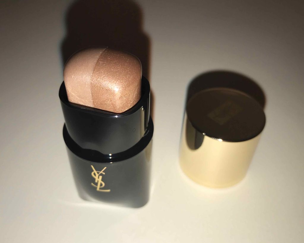 フェイスハイライター デュオスティック/YVES SAINT LAURENT BEAUTE/スティックハイライトを使ったクチコミ（1枚目）