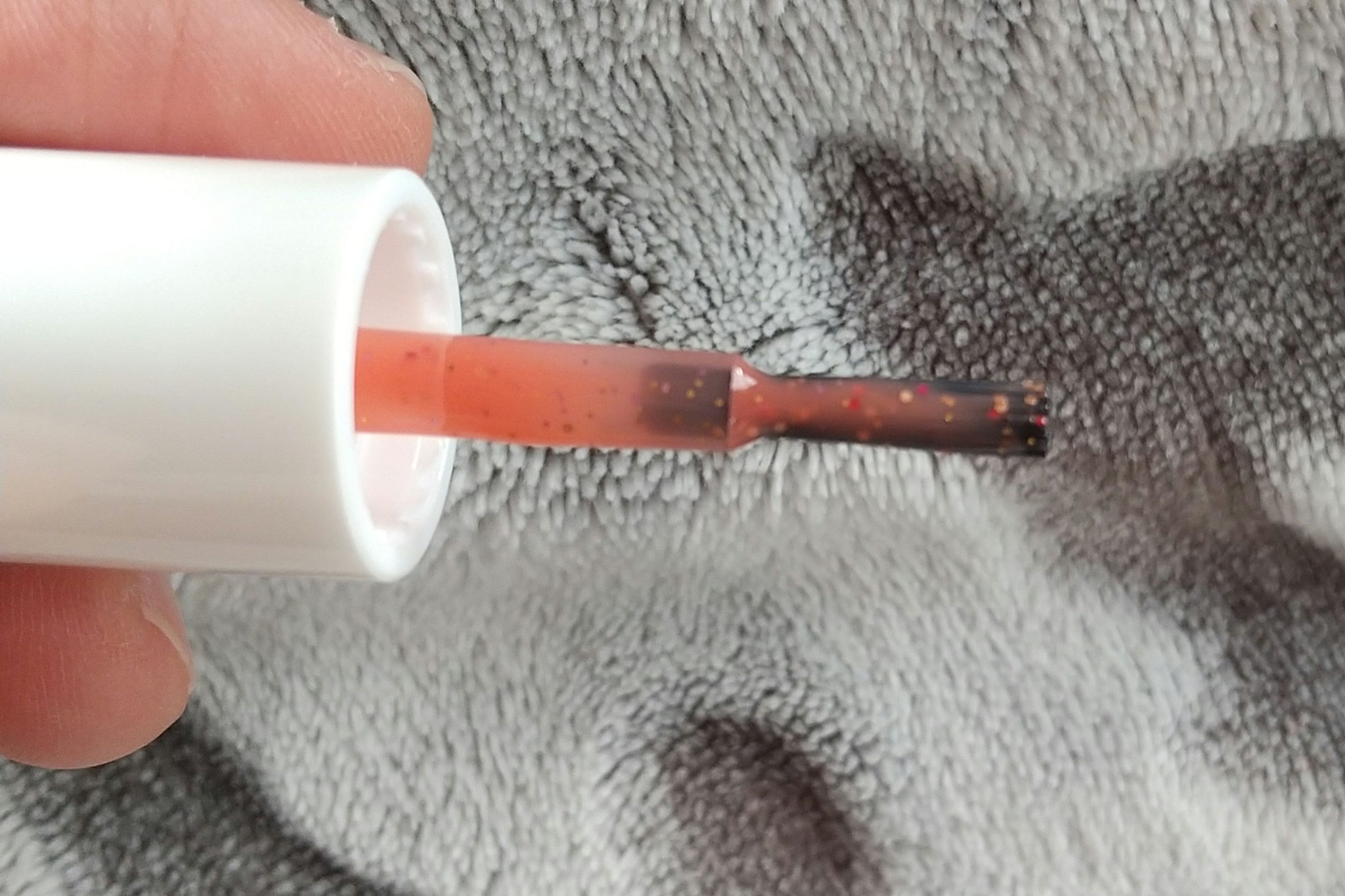 フルーティーグラムティント＆ネイル ハミングエディション/Laka/その他キットセットを使ったクチコミ（3枚目）