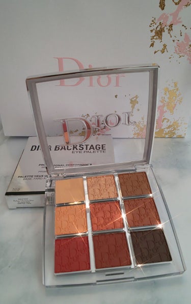 ♡♡DIOR BACK STAGEA EYE PALETTE♡♡

✨ディオール バックステージ アイパレット
003 アンバー

今流行りのチャイボーグメイクにも活躍してくれそうな
パレット❤️💙💚💛