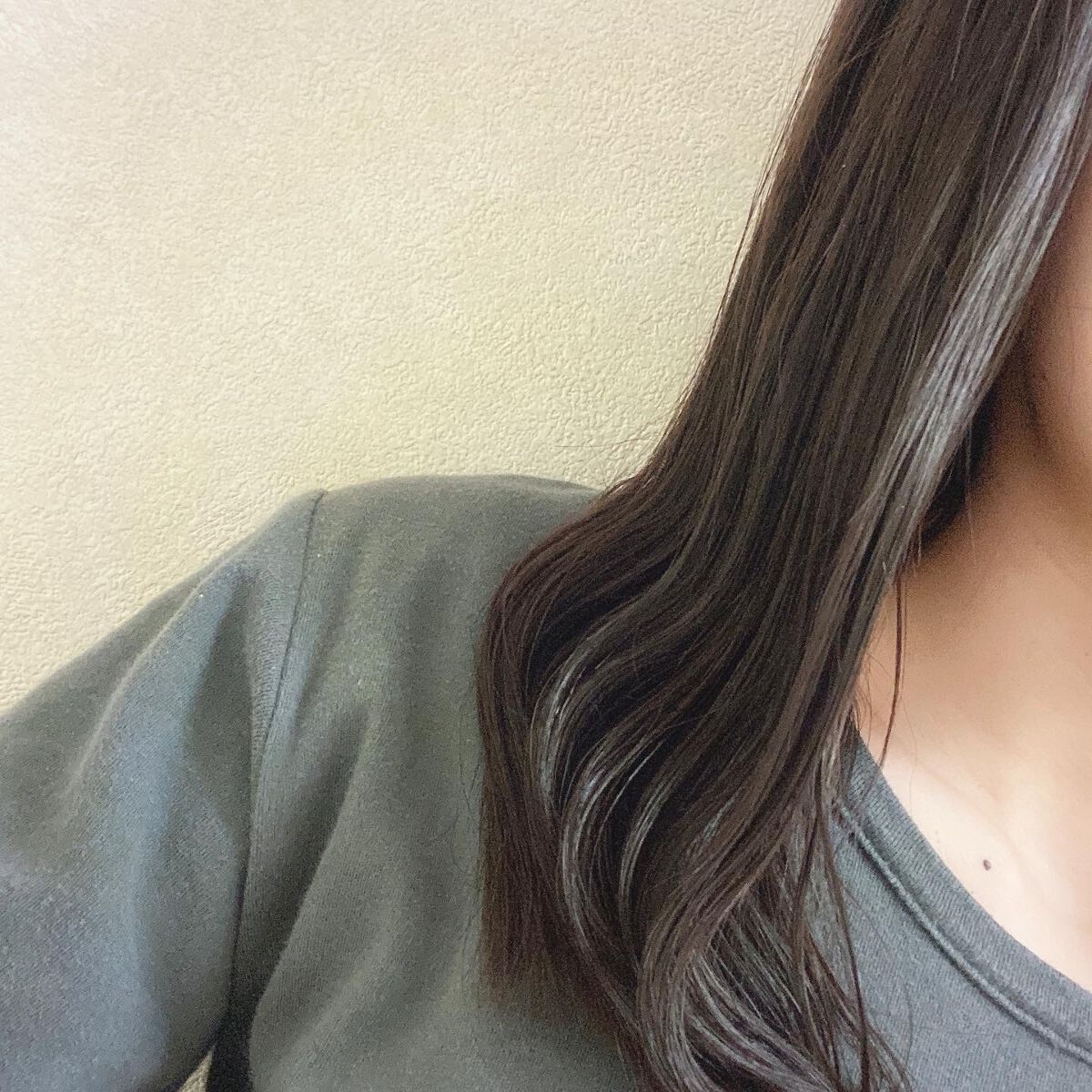 グロッシーヘアミルクジェリー/エアリー&イージー/ヘアミルクを使ったクチコミ(4枚目)