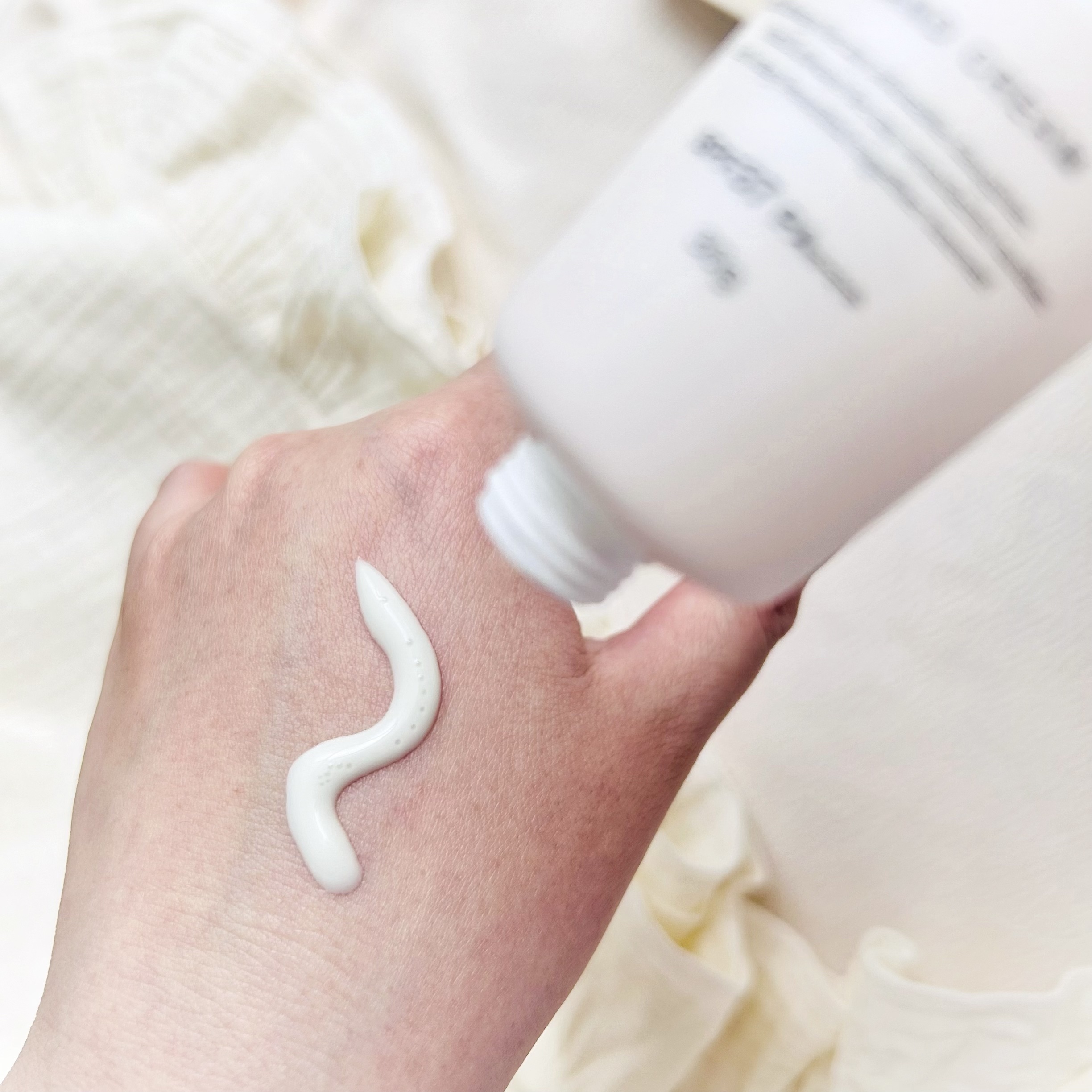 UVハンドクリームN SPF37 PA+++/Mother&Daughter/ハンドクリームを使ったクチコミ（2枚目）