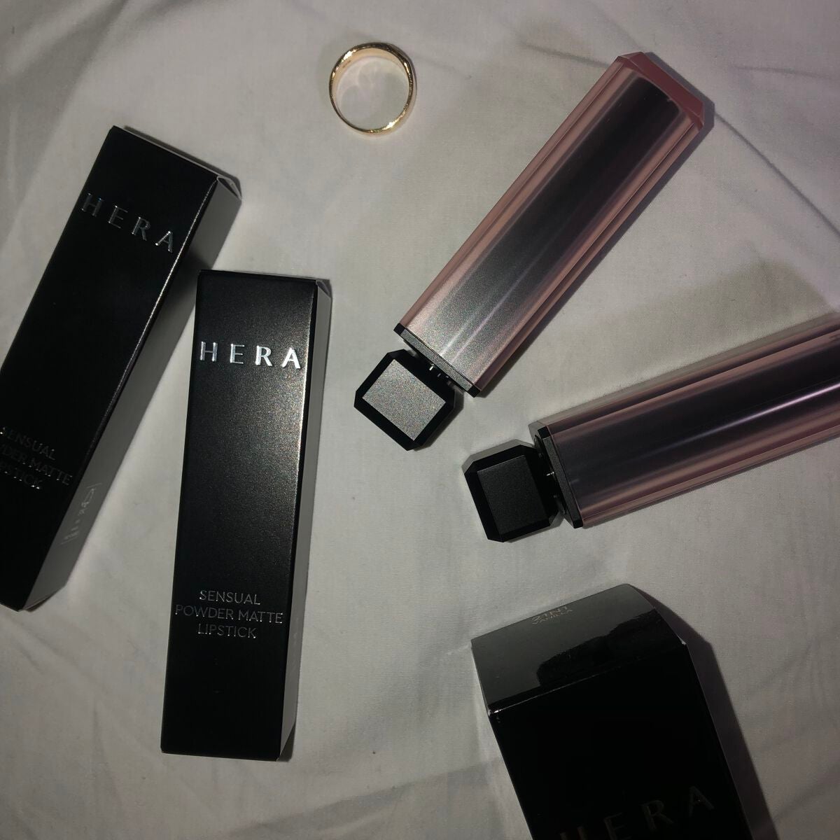 センシュアルパウダーマットリップスティック/HERA/口紅を使ったクチコミ(3枚目)