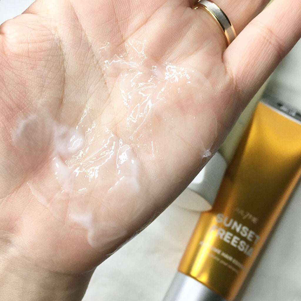 パフュームヘアエッセンス/JUL7ME/ヘアトリートメントを使ったクチコミ(4枚目)