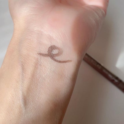 スキルレスライナー/LUMIURGLAS/リキッドアイライナーを使ったクチコミ(4枚目)