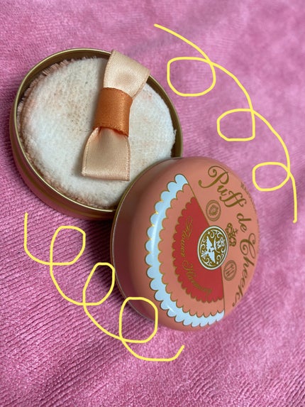 パフ・デ・チーク(フラワーハーモニー)/MAJOLICA MAJORCA/パウダーチークを使ったクチコミ(1枚目)