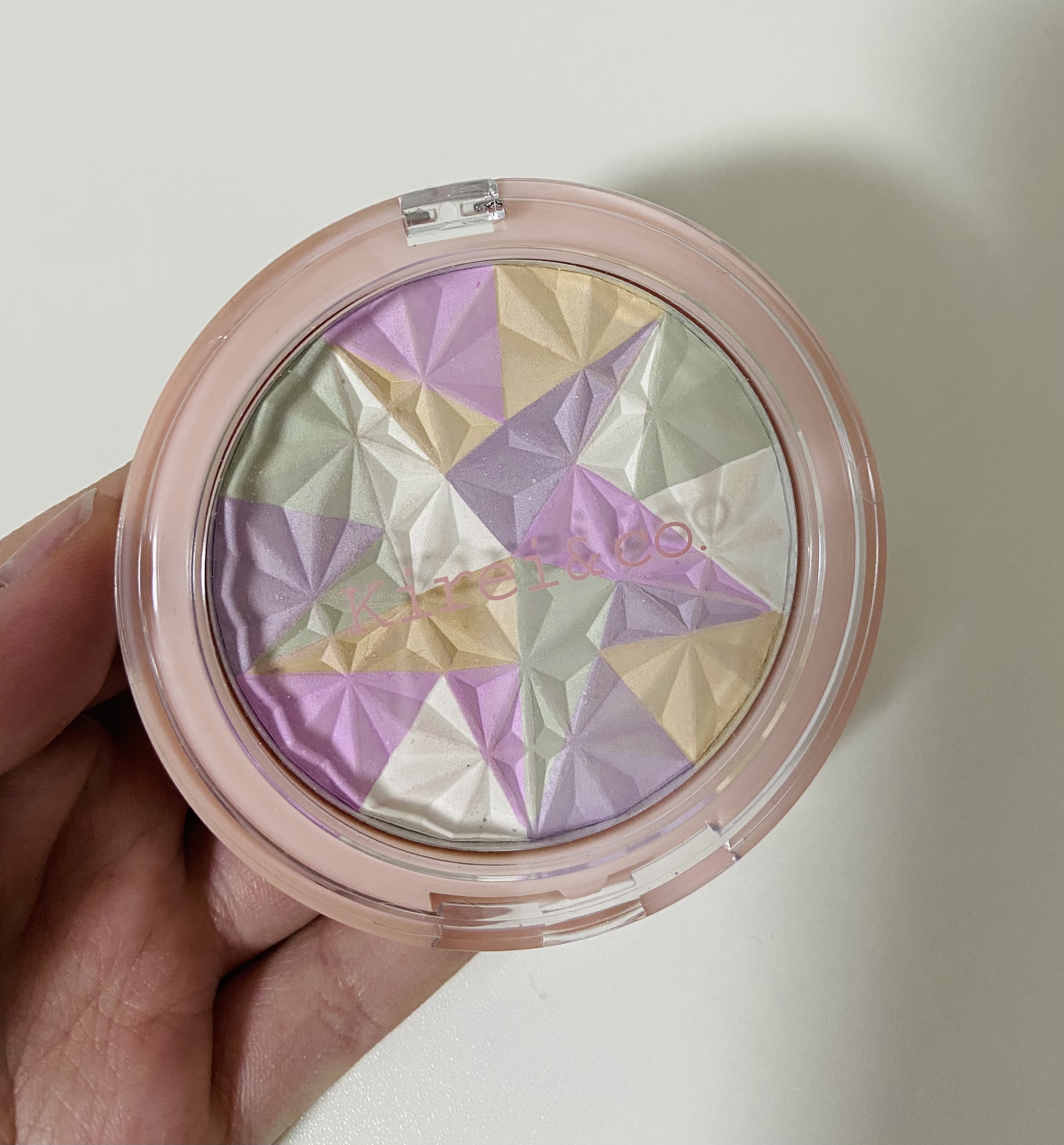 トーンアップフェイスパウダー 01/Kirei&co./プレストパウダーを使ったクチコミ（2枚目）