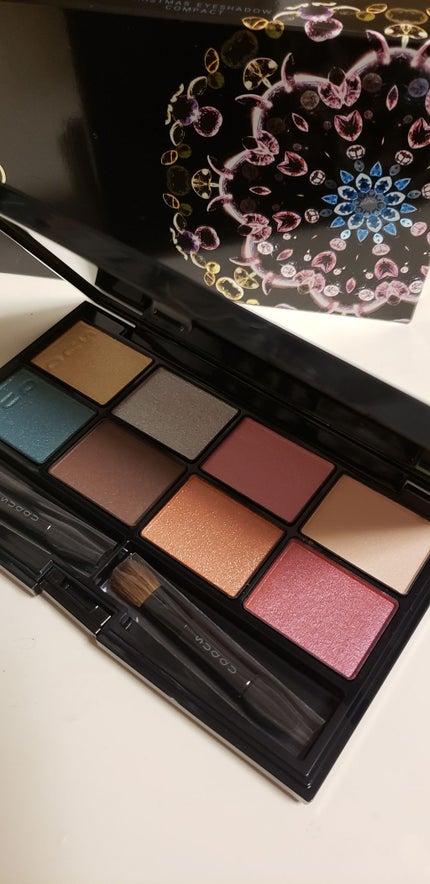 2018 クリスマス アイシャドウ コンパクト/SUQQU/アイシャドウパレットを使ったクチコミ(1枚目)