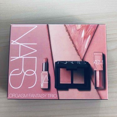 オーガズムファンタジートリオ/NARS/メイクアップキットを使ったクチコミ（2枚目）