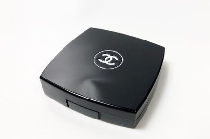 レ キャトル オンブル/CHANEL/アイシャドウパレットを使ったクチコミ(3枚目)