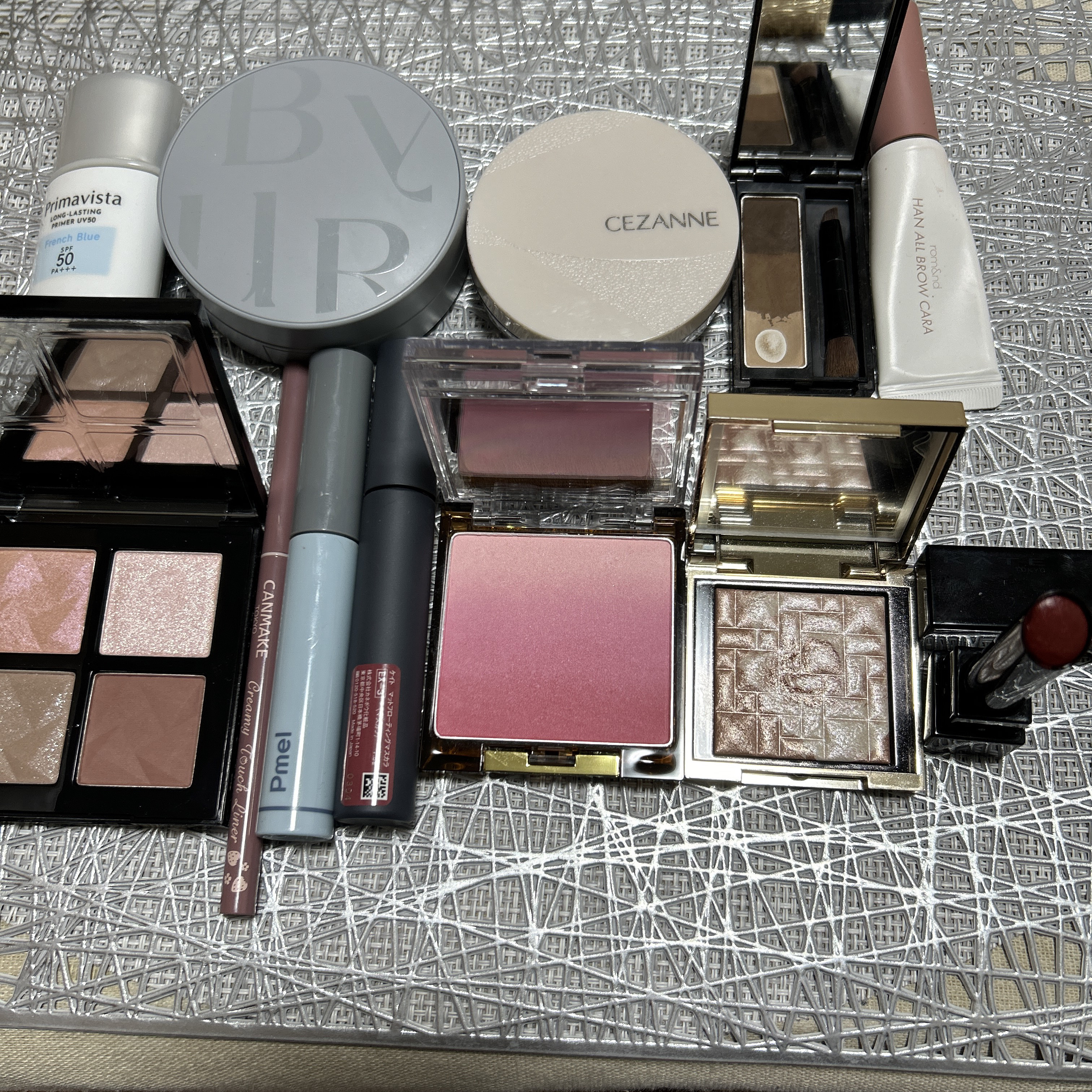 セラムフィット フルカバー マットクッション #23 サンド/ByUR/クッションファンデーションを使ったクチコミ（2枚目）