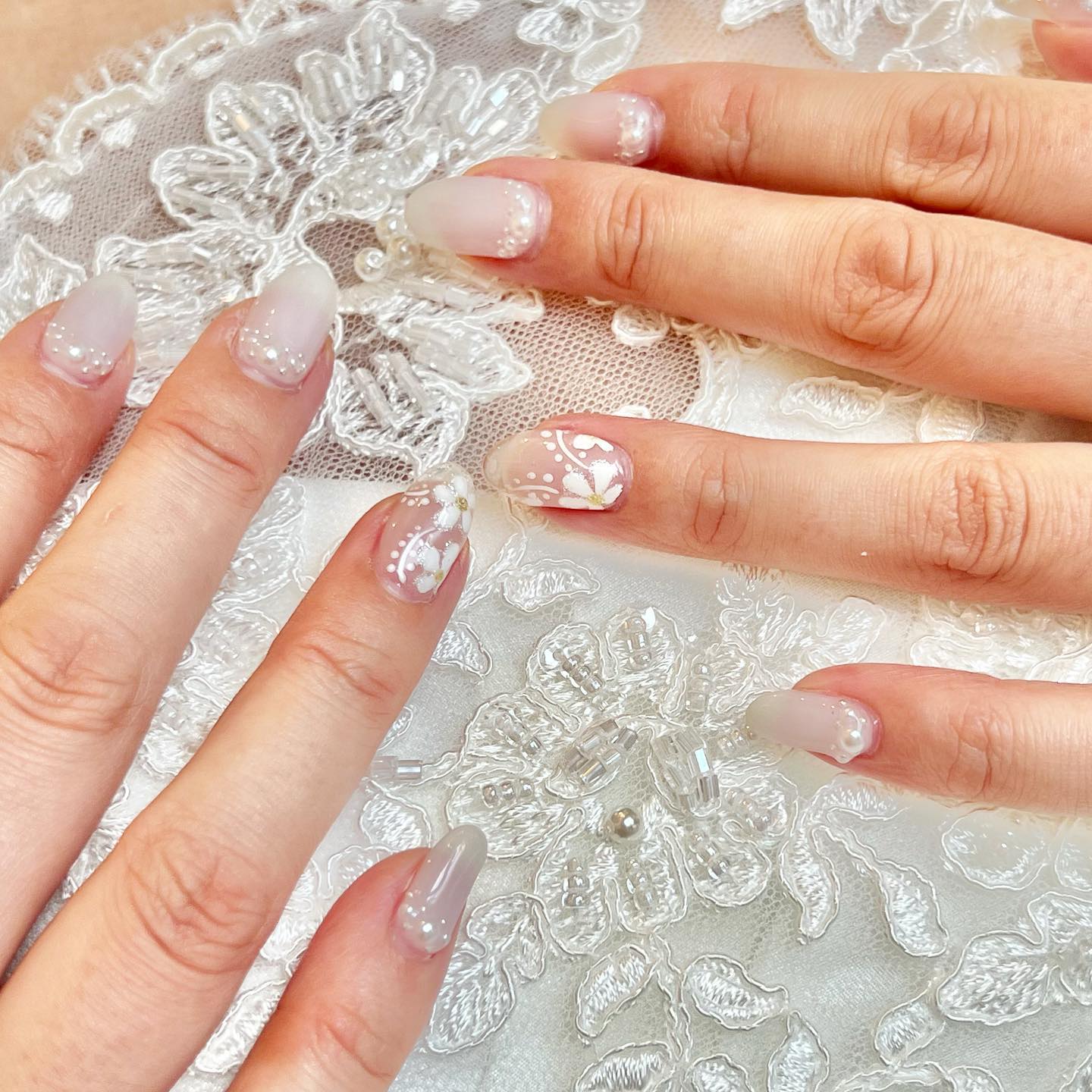 #ウェディングネイルのネイルデザイン