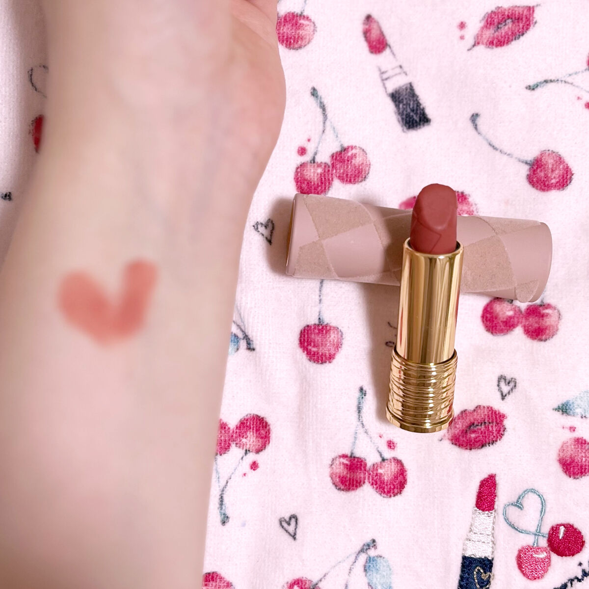 ラプソリュ ルージュ IM 218(限定パッケージ)/LANCOME/口紅を使ったクチコミ（3枚目）