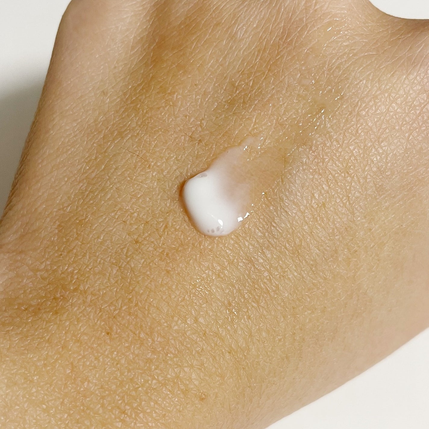 デュアルダムガーラックビタCオートアイクリーム/Dr.Twenty Project/アイケア・アイクリームを使ったクチコミ(6枚目)