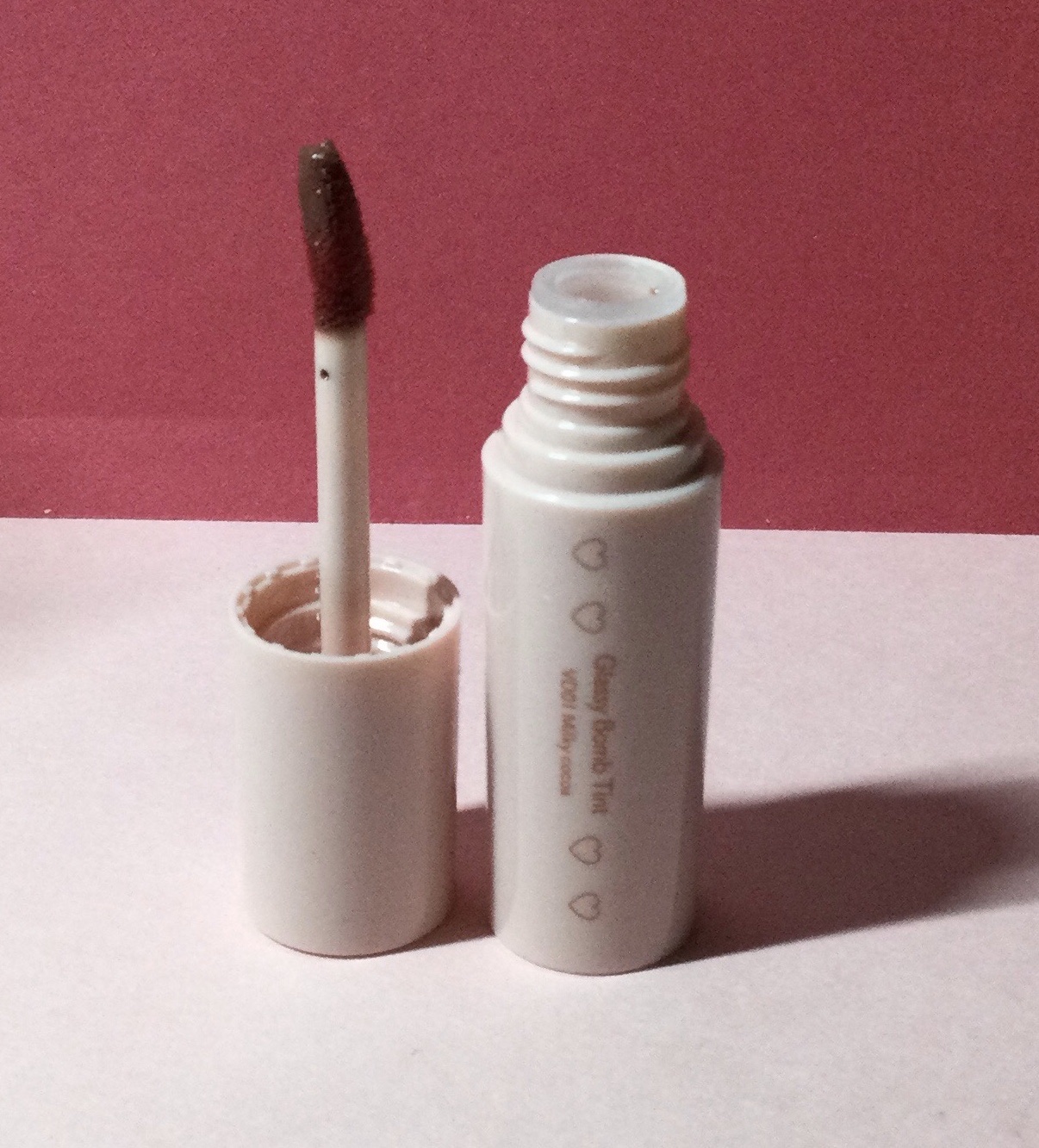 アンドバイロムアンド　グラッシーボムティント/&nd by rom&nd/リップティントを使ったクチコミ（2枚目）