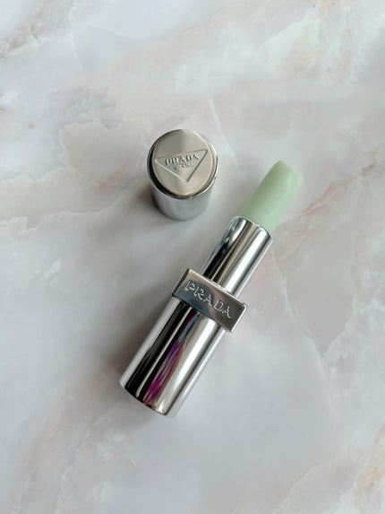 リップ バーム オプティマイジング ケア/PRADA BEAUTY/リップバームを使ったクチコミ(2枚目)
