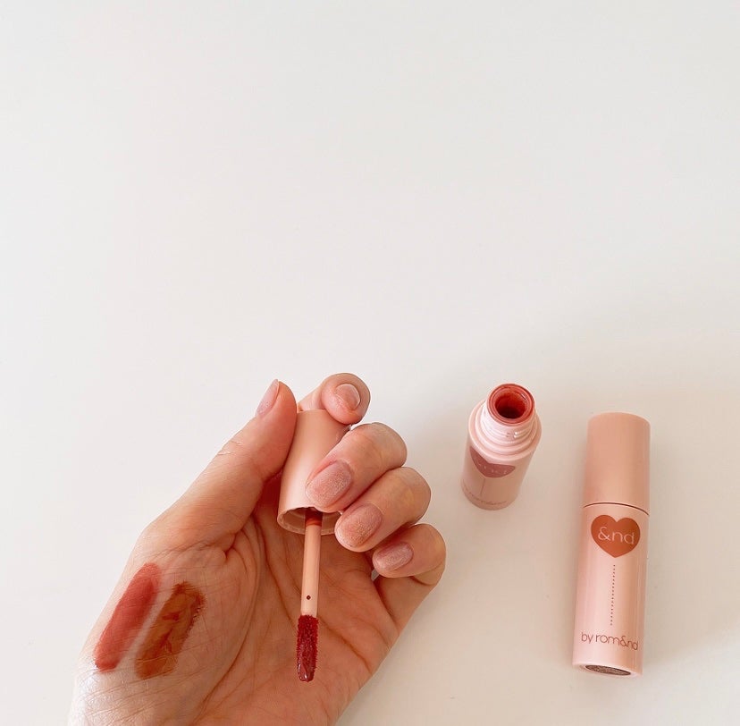 アンドバイロムアンド グラッシーボムティント/&nd by rom&nd/リップティントを使ったクチコミ(6枚目)