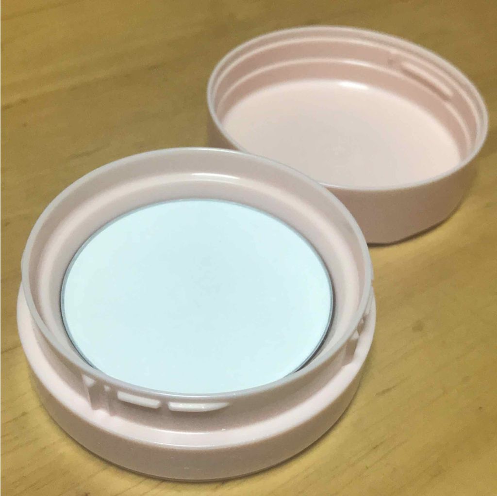 アクメディカ 薬用 フェイスパウダー クリア/ナリスアップ/パウダーファンデーションを使ったクチコミ(3枚目)