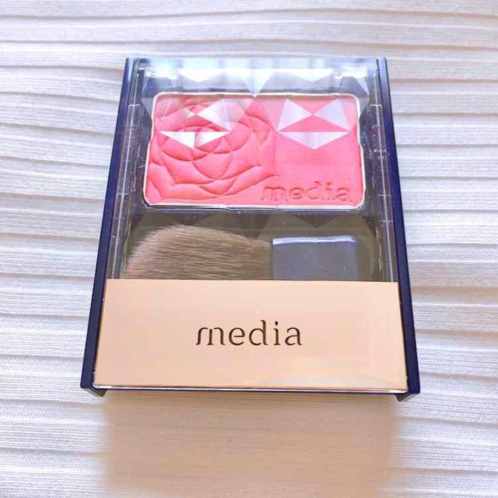 ブライトアップチークN/media/パウダーチークを使ったクチコミ(1枚目)