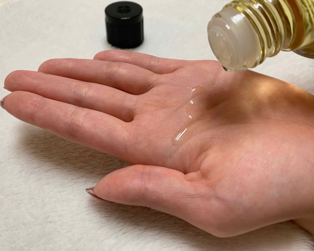 大島椿(ツバキ油)/大島椿/ヘアオイルを使ったクチコミ(2枚目)