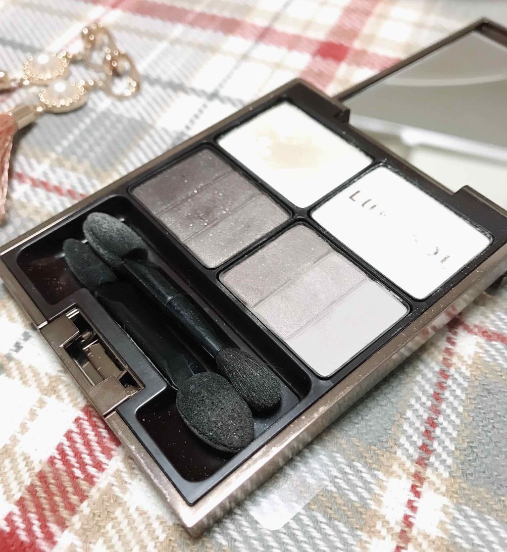 フェザリースモーキーアイズ/LUNASOL/アイシャドウパレットを使ったクチコミ(1枚目)