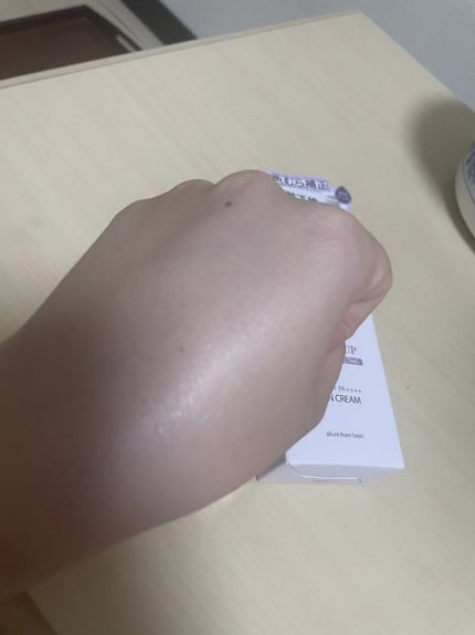 ダルバ ウォータフル トーンアップ サンクリーム(パープル)/ダルバ/日焼け止めクリームを使ったクチコミ(3枚目)