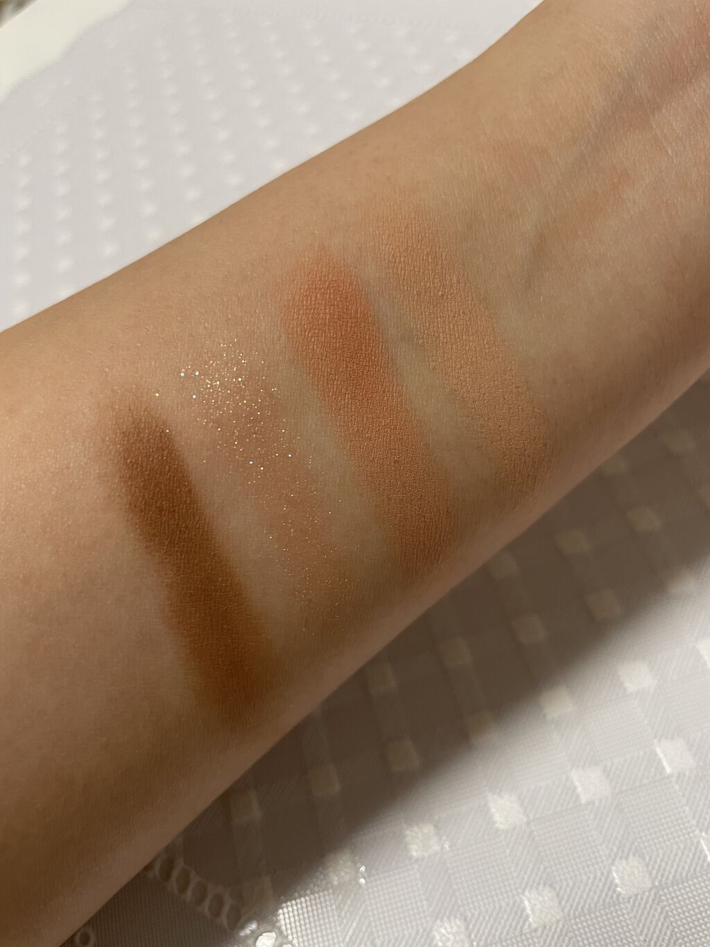 ベターザンアイズ/rom&nd/アイシャドウパレットを使ったクチコミ（3枚目）