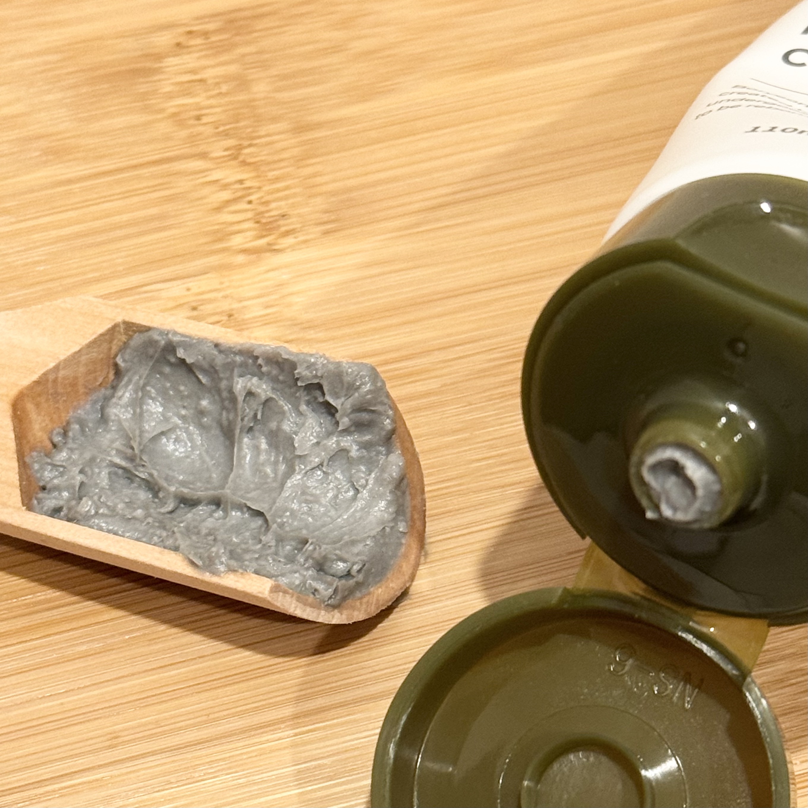 リカバリーマッドバックツーフォームクレンザー/BRMUD/洗顔フォームを使ったクチコミ（2枚目）