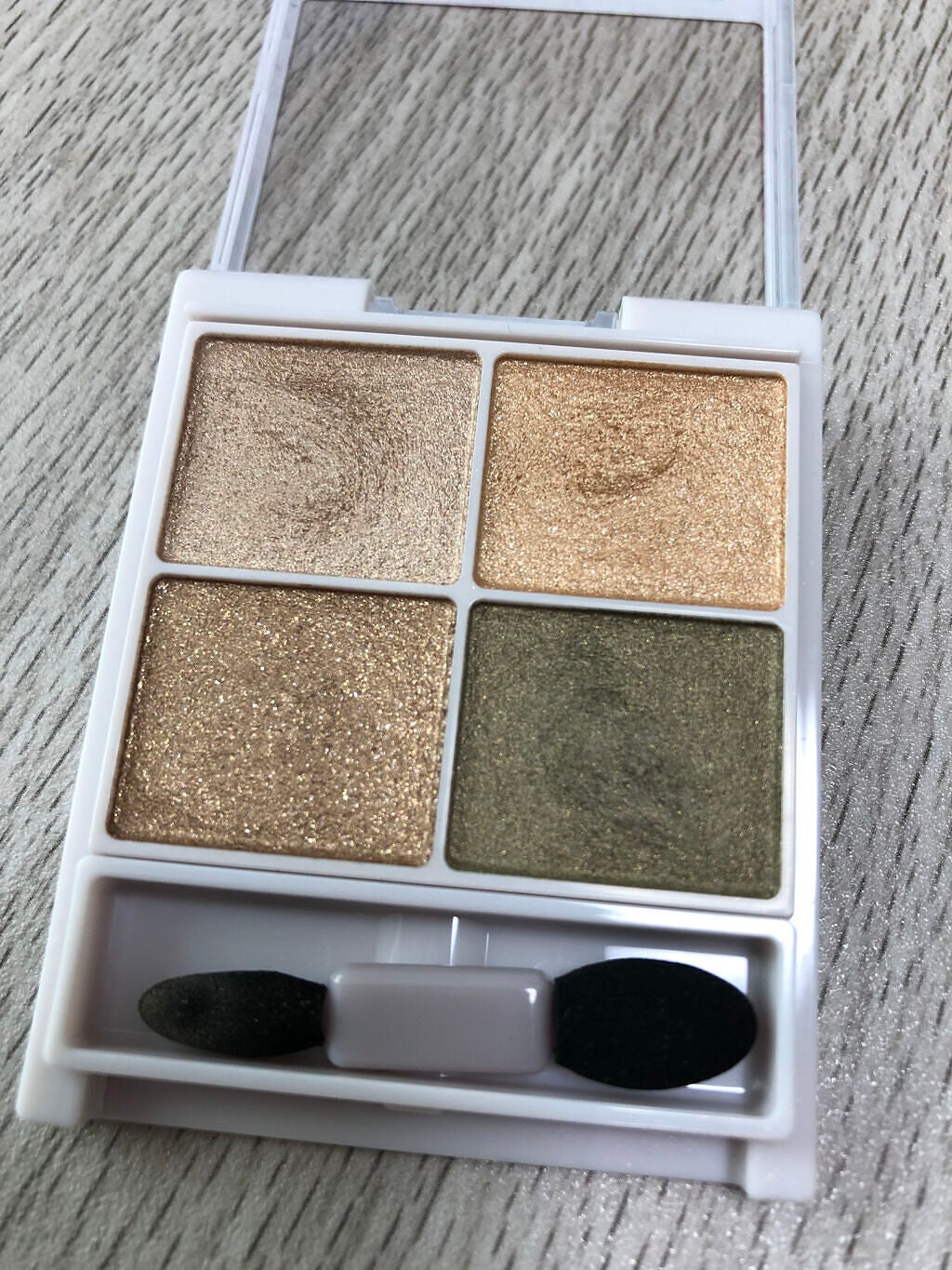 シルキースフレアイズ/キャンメイク/アイシャドウパレットを使ったクチコミ(2枚目)