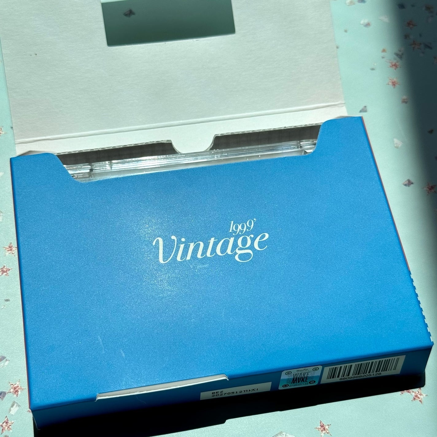 ソフトブラーリングアイパレット/wakemake/アイシャドウパレットを使ったクチコミ(3枚目)