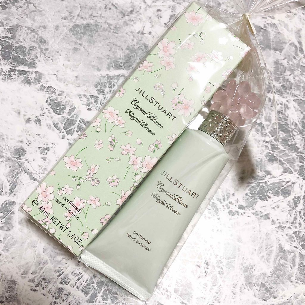 クリスタルブルーム パフュームド ハンドクリーム/JILL STUART/ハンドクリームを使ったクチコミ(1枚目)