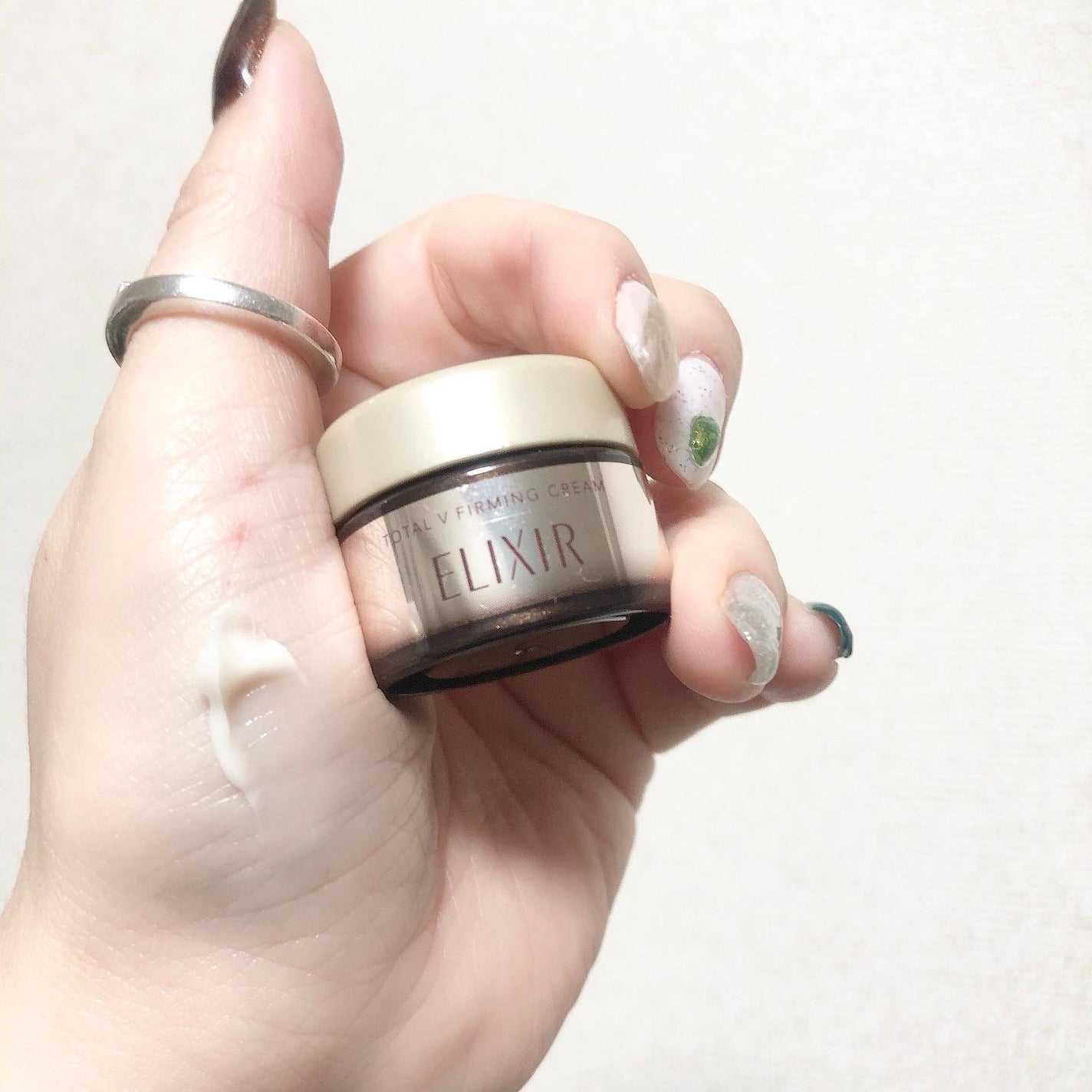 トータルV ファーミングクリーム/エリクシール/フェイスクリームを使ったクチコミ(3枚目)