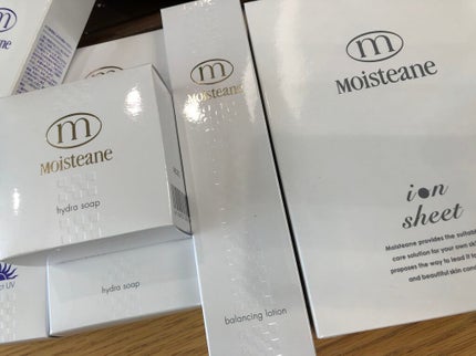 モイスティーヌバランシングローション&ヒドラソープ 試してみた】バランシングローションEXTRA モイスティーヌの効果