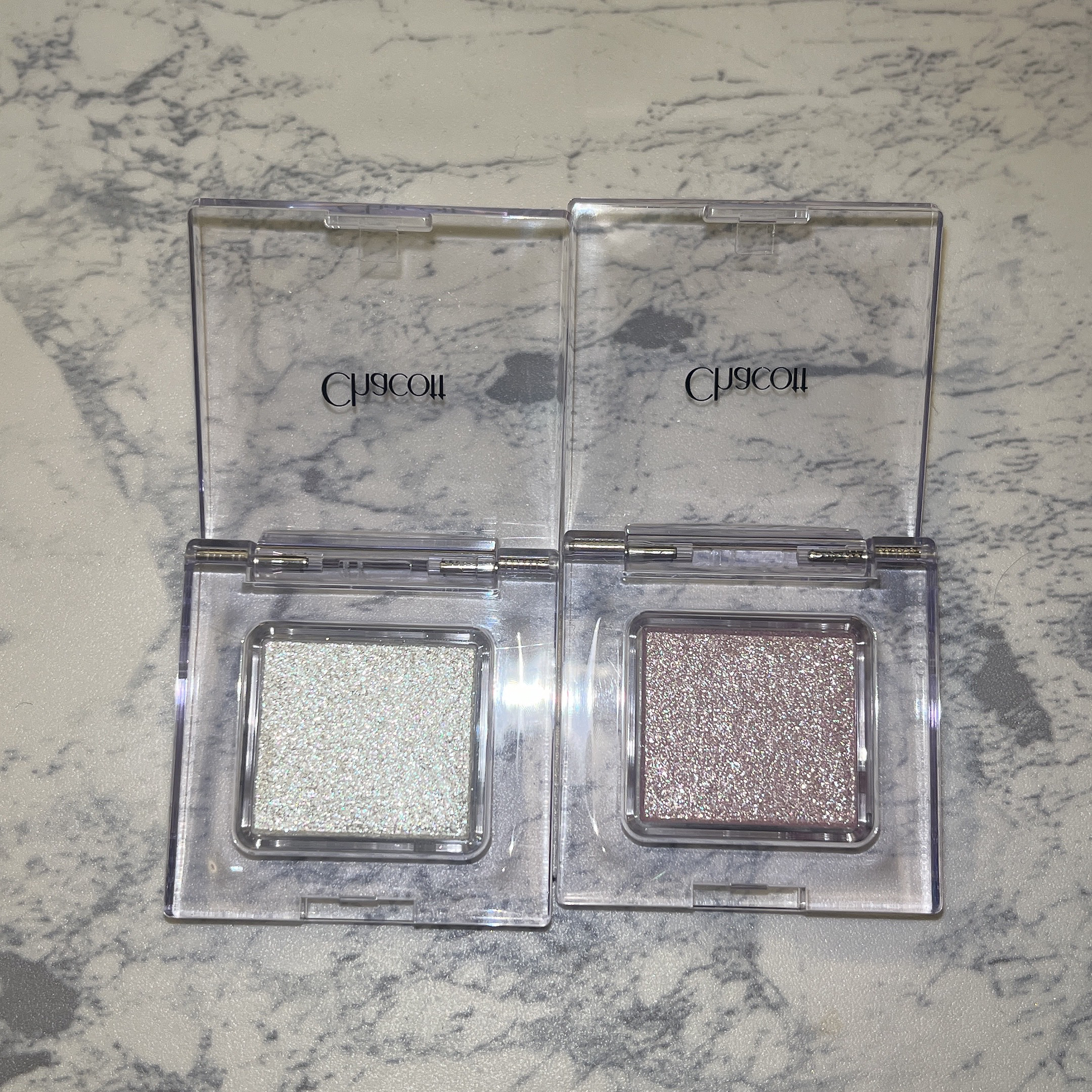 マルチカラーバリエーション スパークル/チャコット・コスメティクス/単色アイシャドウを使ったクチコミ（2枚目）