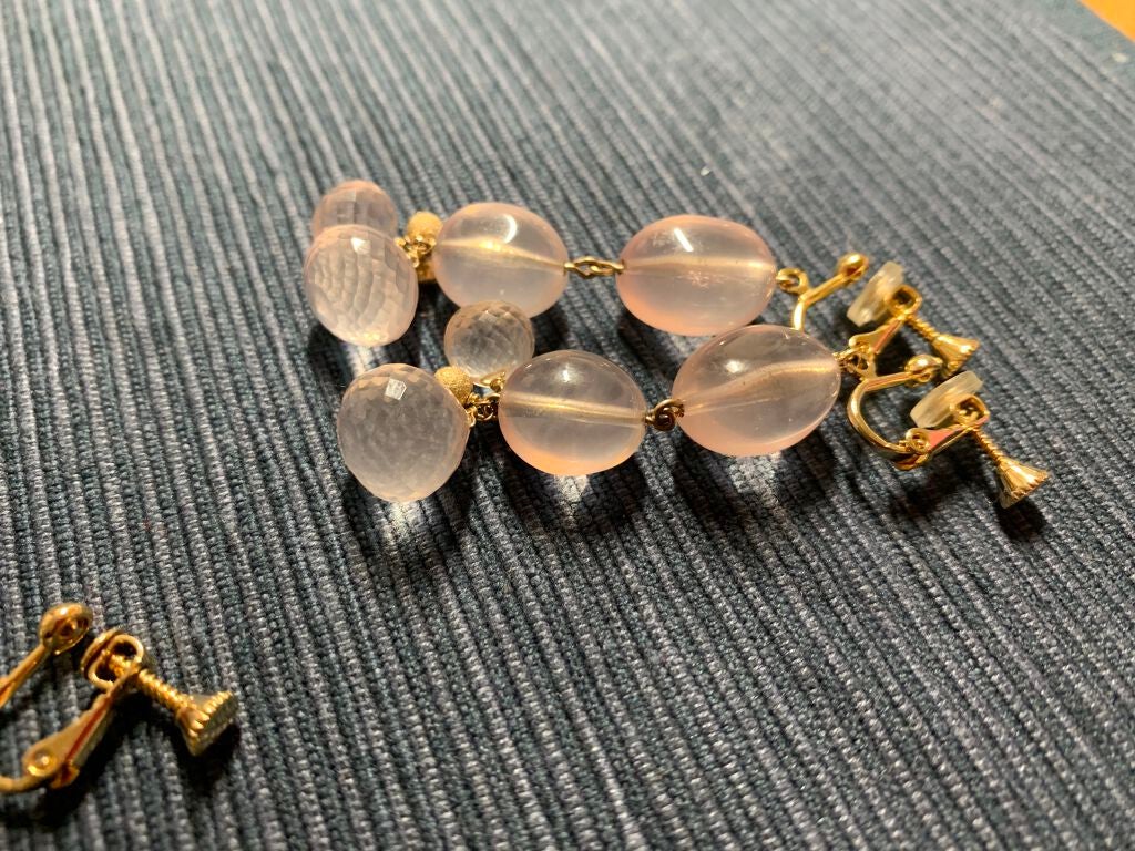 クロミミ on LIPS 「#クロミミ鉱物図鑑#クロミミアクセサリー辞典ひさびさの鉱物図鑑..」(3枚目)