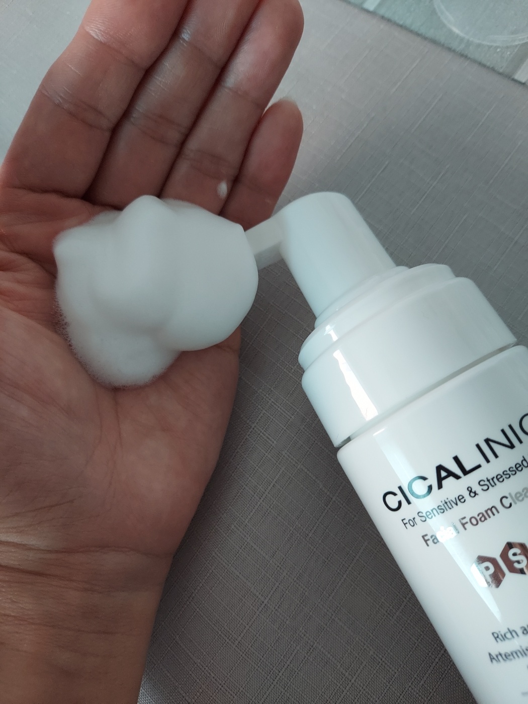 シカリニック フェイシャルフォームクレンザー/CICALINIC/洗顔フォームを使ったクチコミ（2枚目）