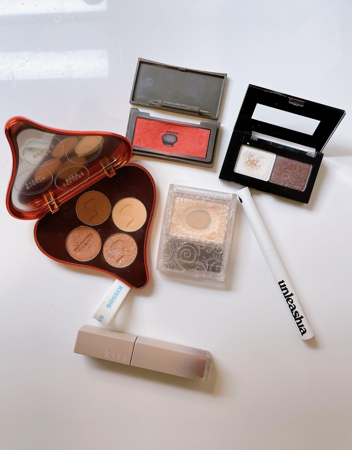 プリティー イージーグリッタースティック/unleashia/グリッターを使ったクチコミ（3枚目）