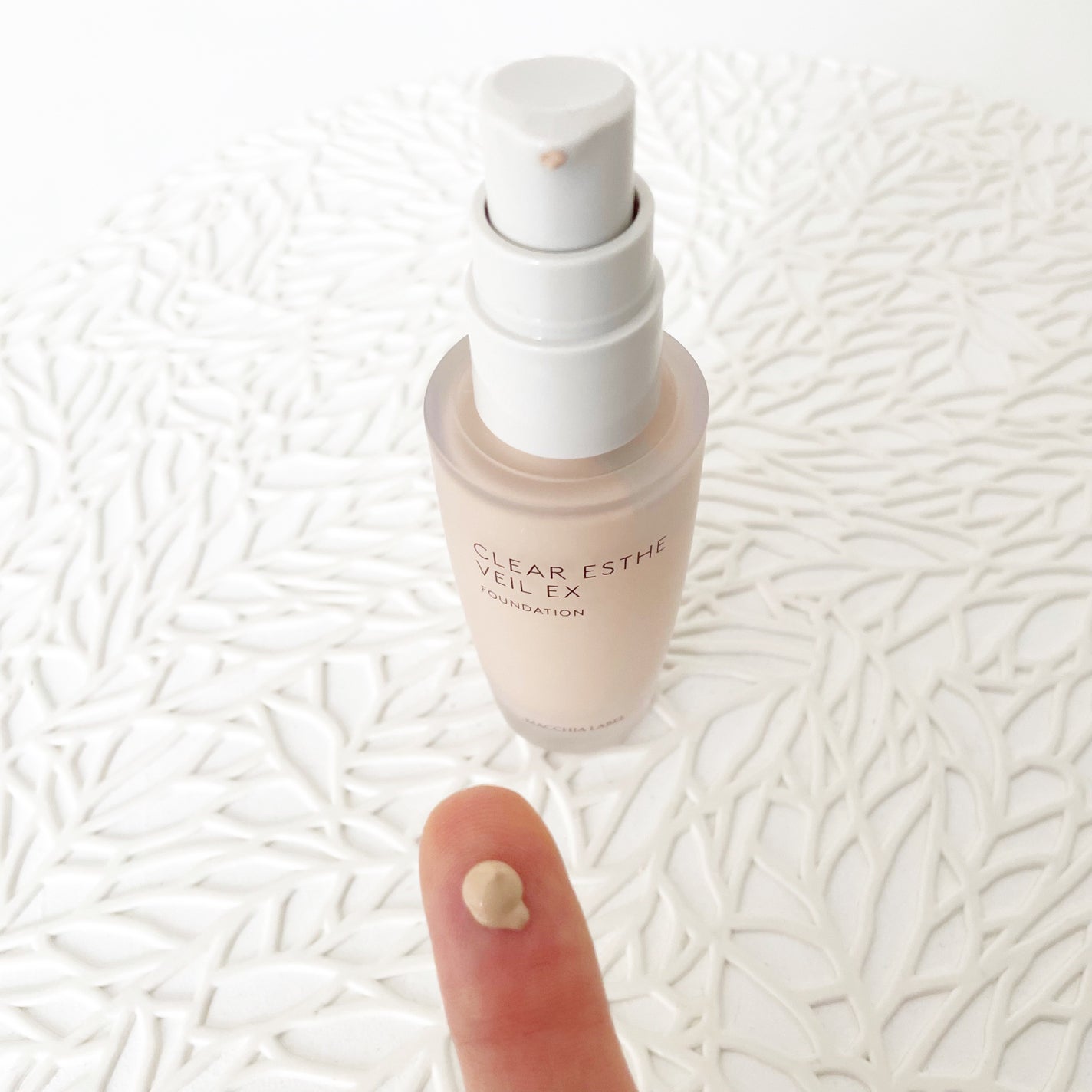 薬用クリアエステヴェールEX/Macchia Label/リキッドファンデーションを使ったクチコミ(3枚目)