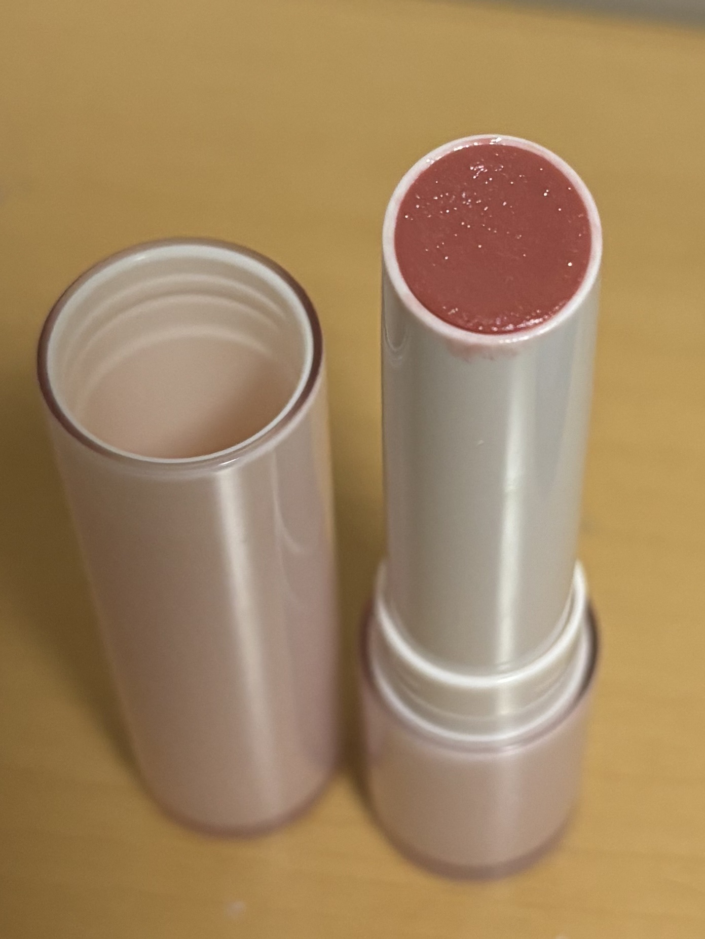 ジューシーネクターリップスティック 02 ベイビーピンク/Peach C/口紅を使ったクチコミ（2枚目）