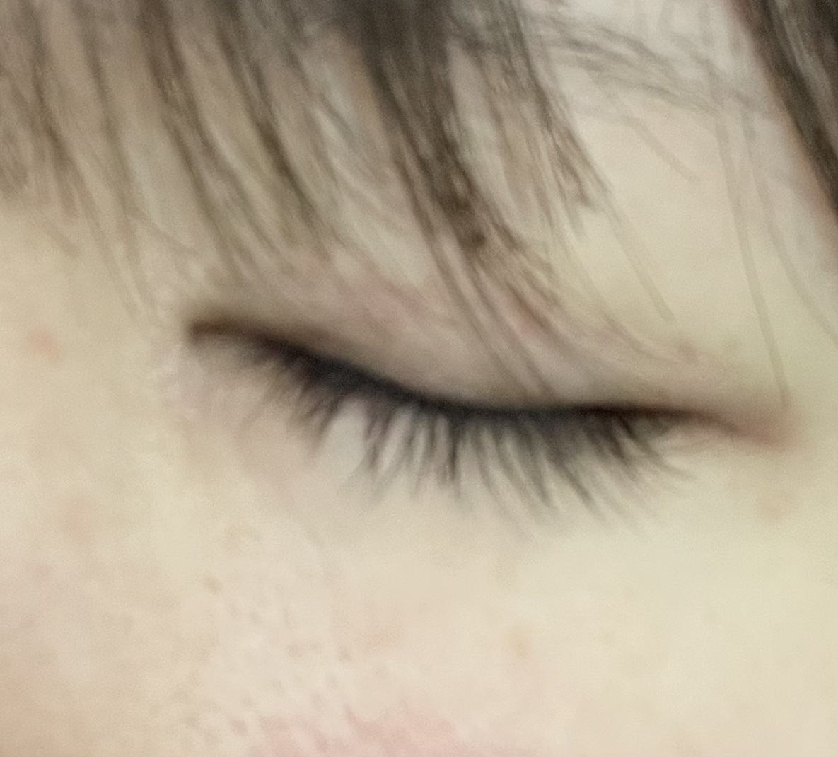 ビオレ おうちdeエステ 肌をやわらかくするマッサージ洗顔ジェル 炭のクチコミ「#牌粒腫 #白いぽつぽつ #アイケア #アラサー 

突然出来た牌粒腫という、目の周りにできる.....」（2枚目）