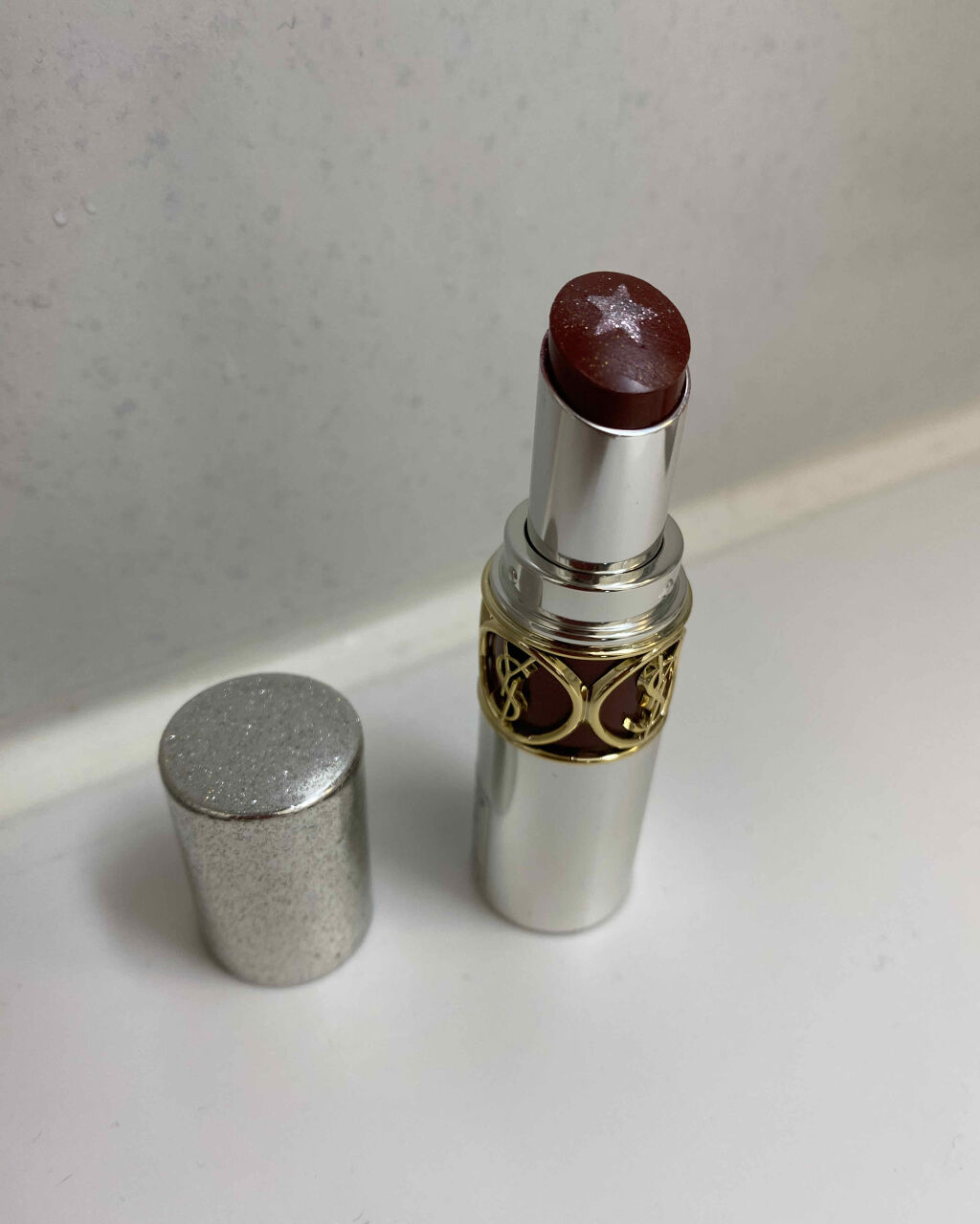 ルージュ ヴォリュプテ ロックシャイン/YVES SAINT LAURENT BEAUTE/口紅を使ったクチコミ（2枚目）