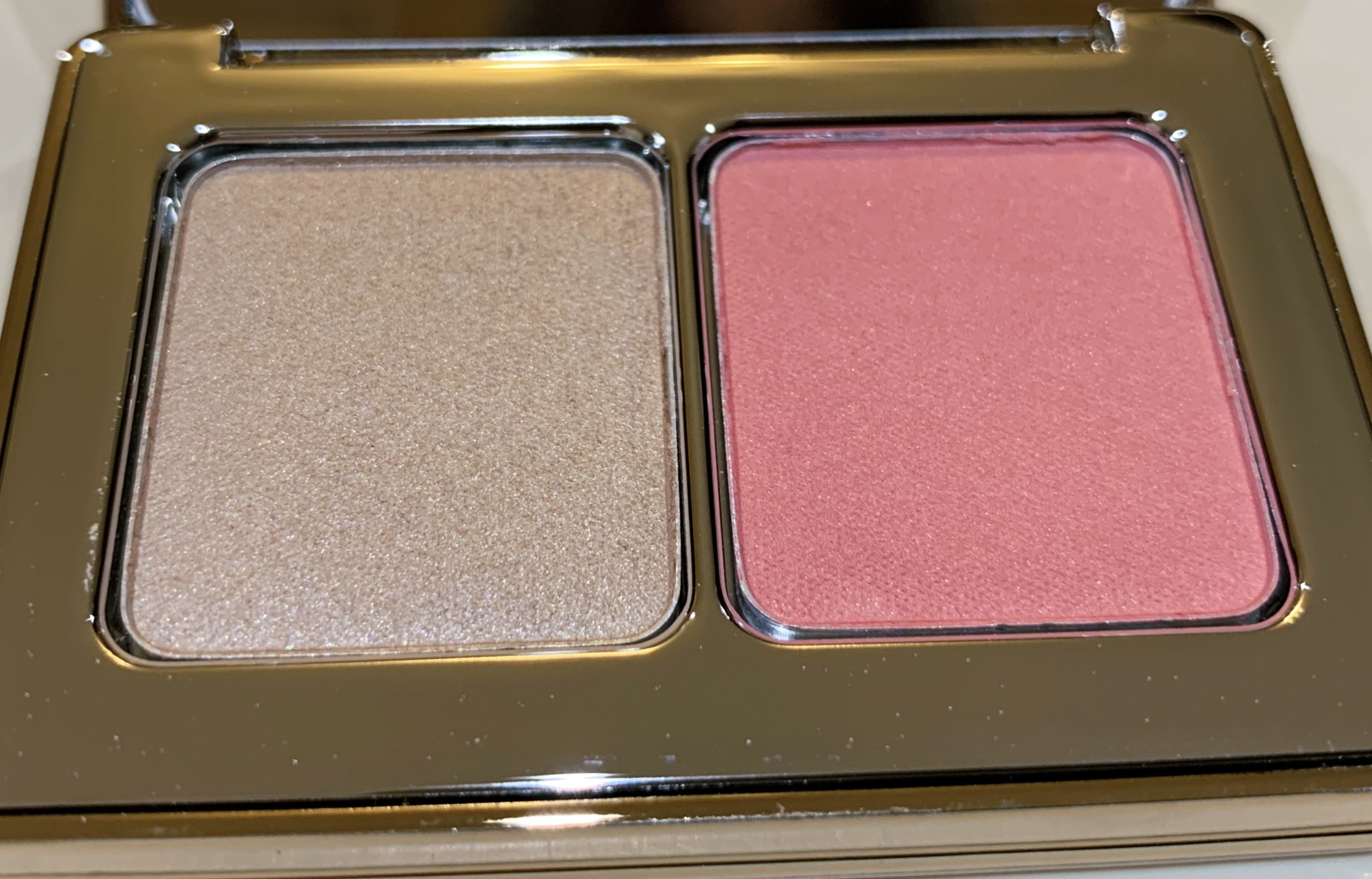 Natasha Denona  ブラッシュ グロウデュオのクチコミ「

Natasha Denona
BLUSH GLOW DUO






確かlook fa.....」（1枚目）