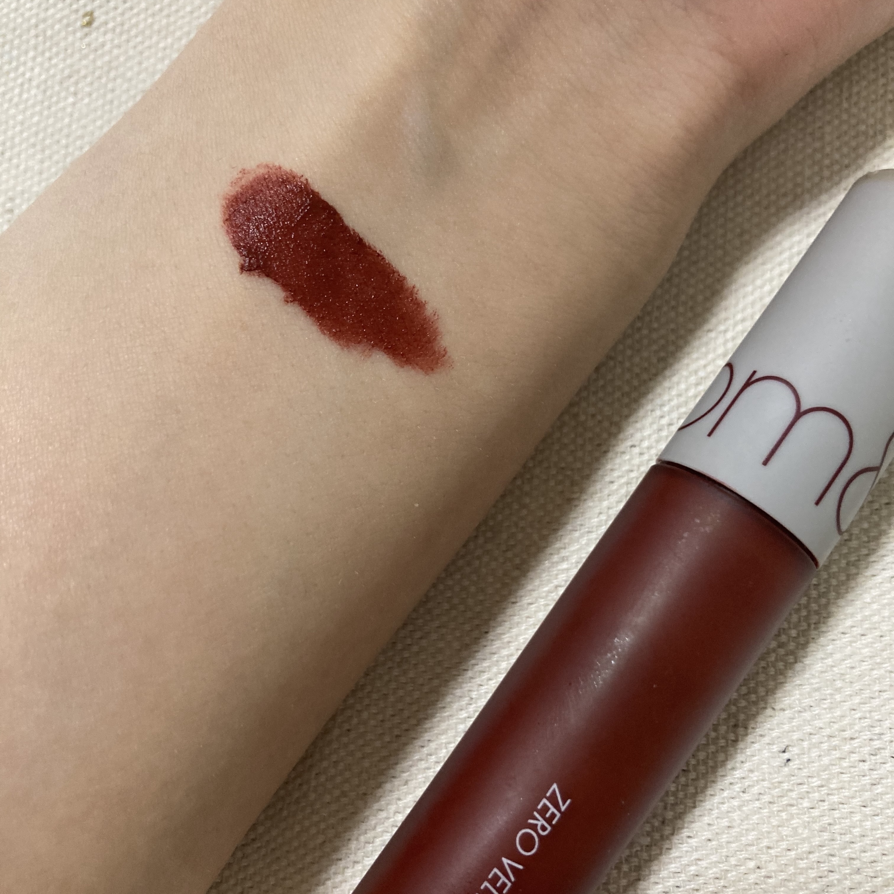 ゼロベルベットティント 06 ディープソウル(DEEP SOUL)/rom&nd/リップティントを使ったクチコミ（2枚目）