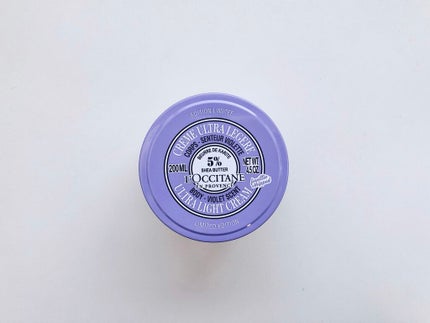 L'OCCITANE カラーユアシア スノーシア ボディクリーム(ヴァイオレット)のクチコミ「L'OCCITANE スノーシア ボディクリーム🧸
バイオレットの香り🔮
確か去年.....」(2枚目)