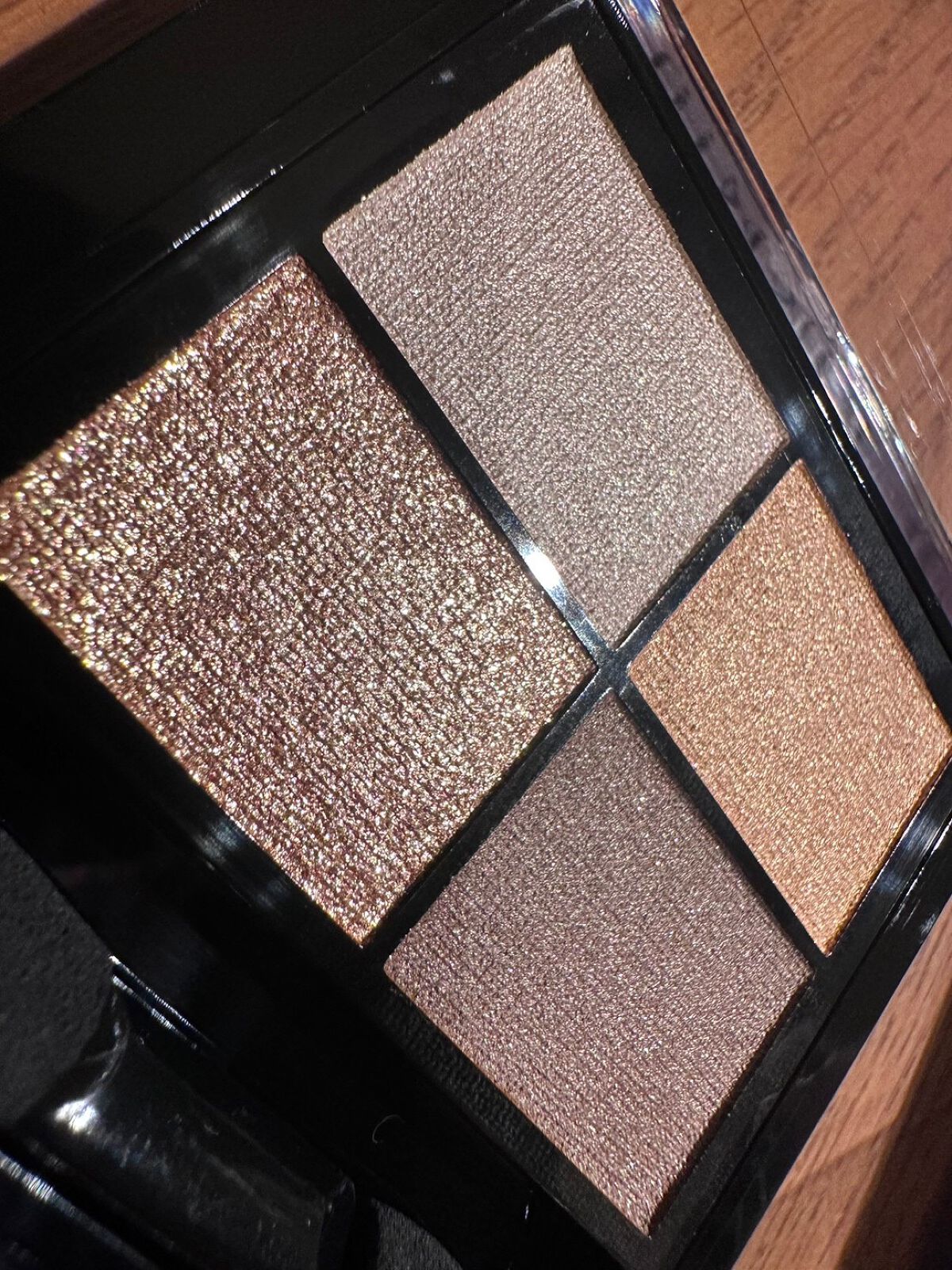 ワンダー エバー アイシャドウ/リンメル ロンドン/アイシャドウパレットを使ったクチコミ(2枚目)