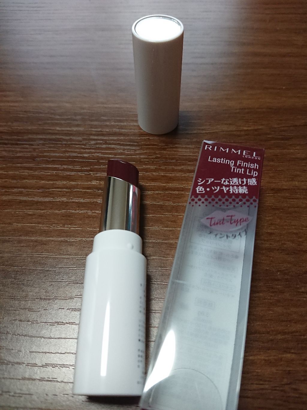 ラスティングフィニッシュ ティントリップ/リンメル ロンドン/リップティントを使ったクチコミ（2枚目）