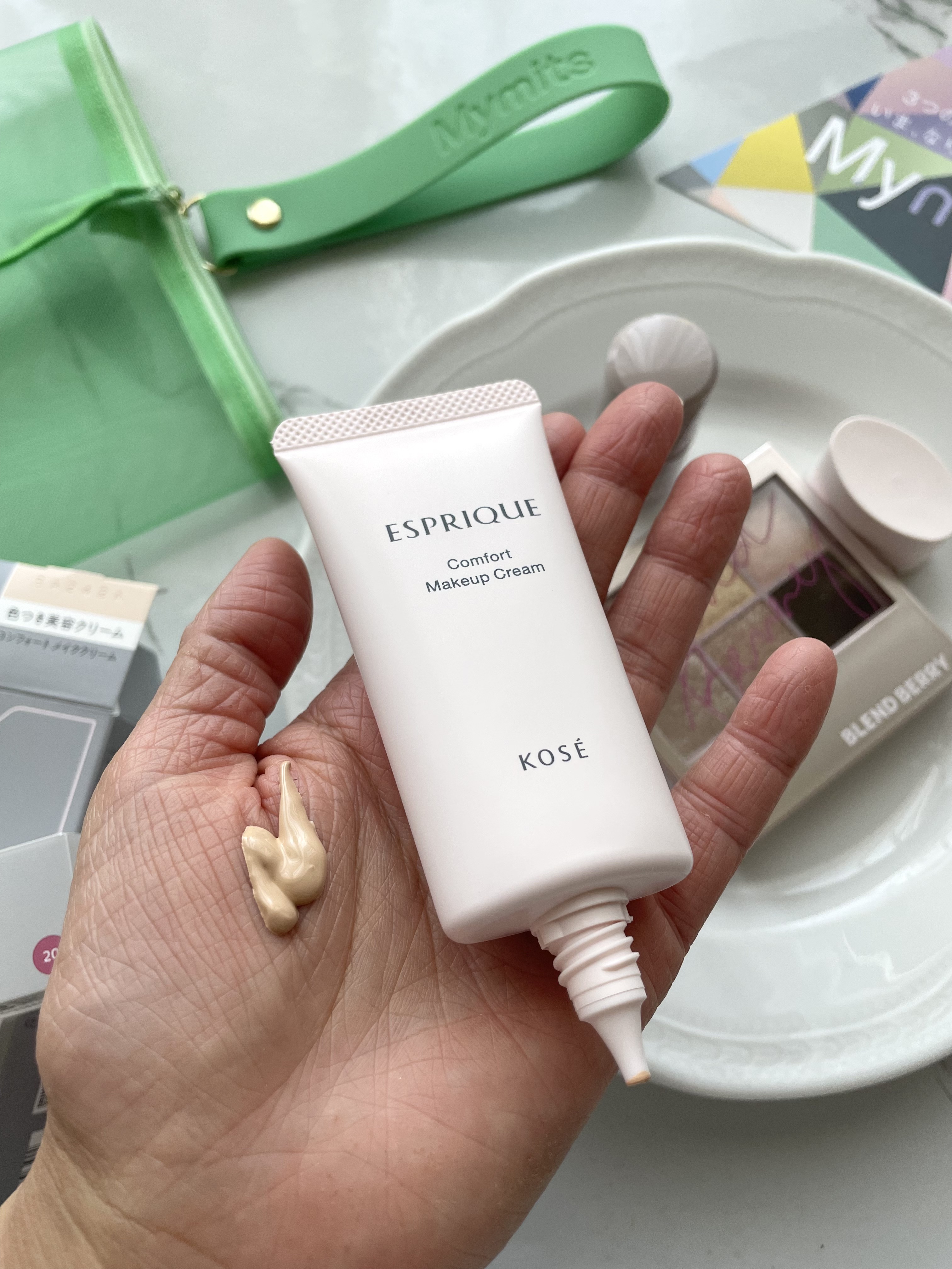 コンフォート メイククリーム〈色つき美容クリーム〉/ESPRIQUE/化粧下地を使ったクチコミ（2枚目）