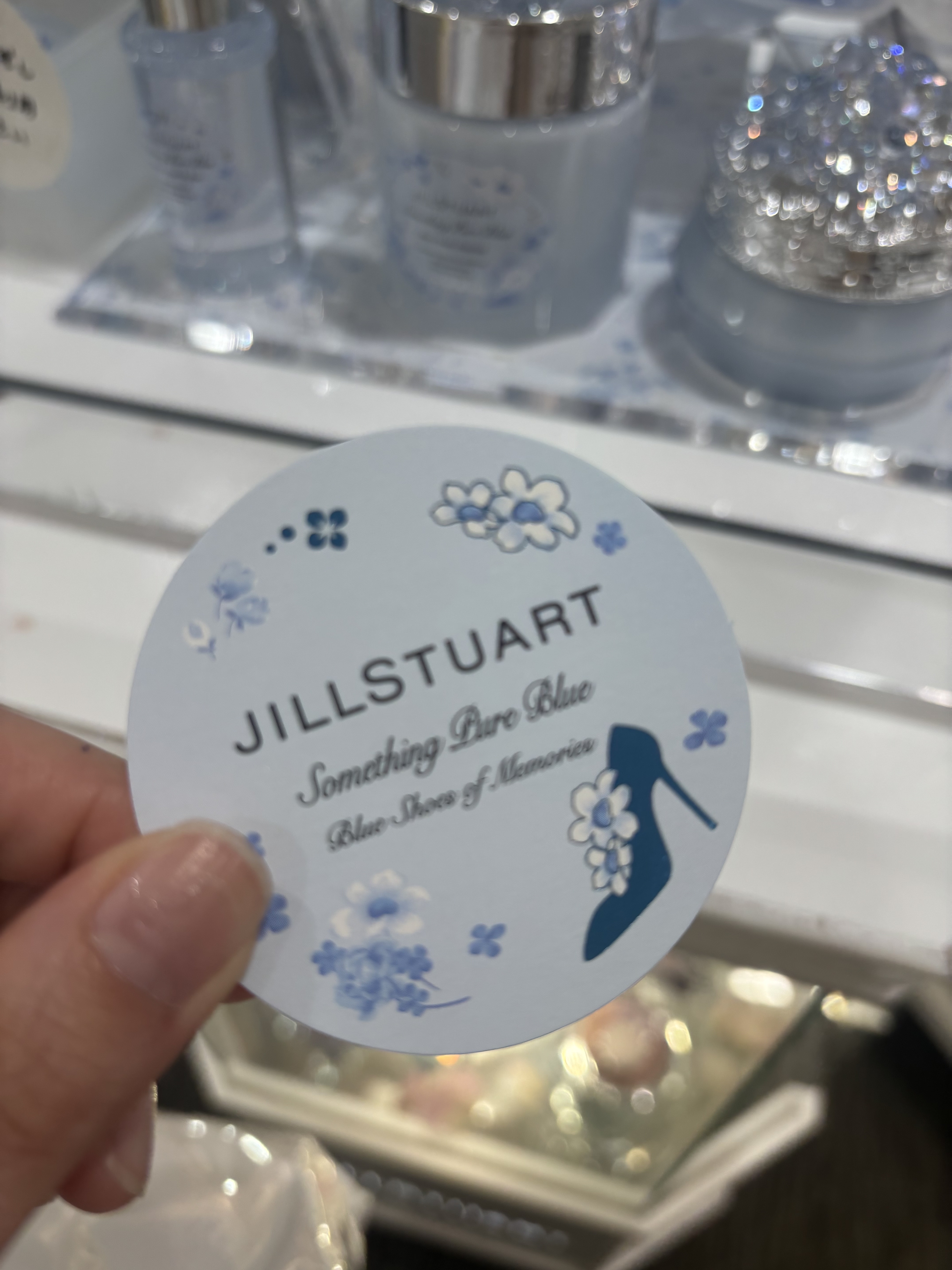 クリスタルブルーム　サムシングピュアブルー セント　パフュームド ヘアミスト/JILL STUART/ヘアミストを使ったクチコミ（2枚目）
