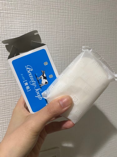 カウブランド 青箱 (さっぱり)のクチコミ「🐃🐂🐄💨🥛🥛🥛🥛🥛🥛🥛🥛🐄🌼🐃🐂

カウブランド 青箱さっぱりレギュラーサイズ 85g1コ

.....」（3枚目）