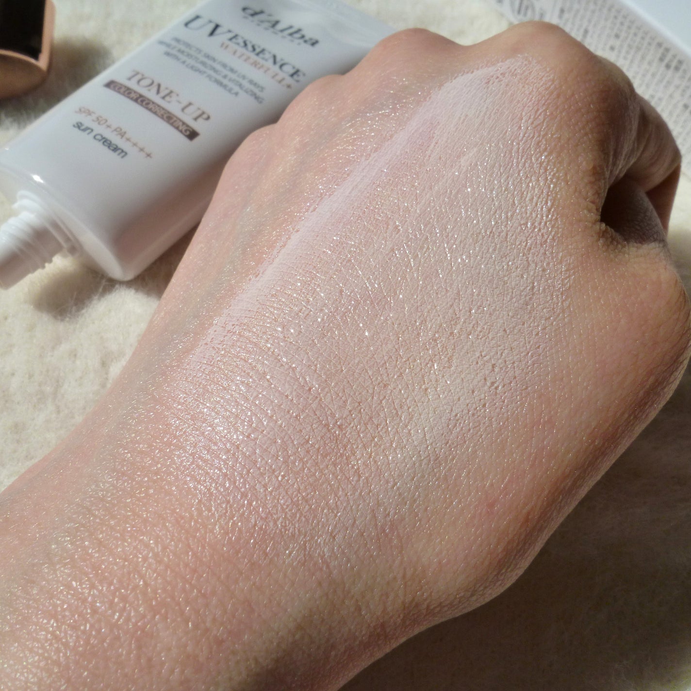 ウォータフルトーンアップサンクリーム/ダルバ/日焼け止めクリームを使ったクチコミ(2枚目)