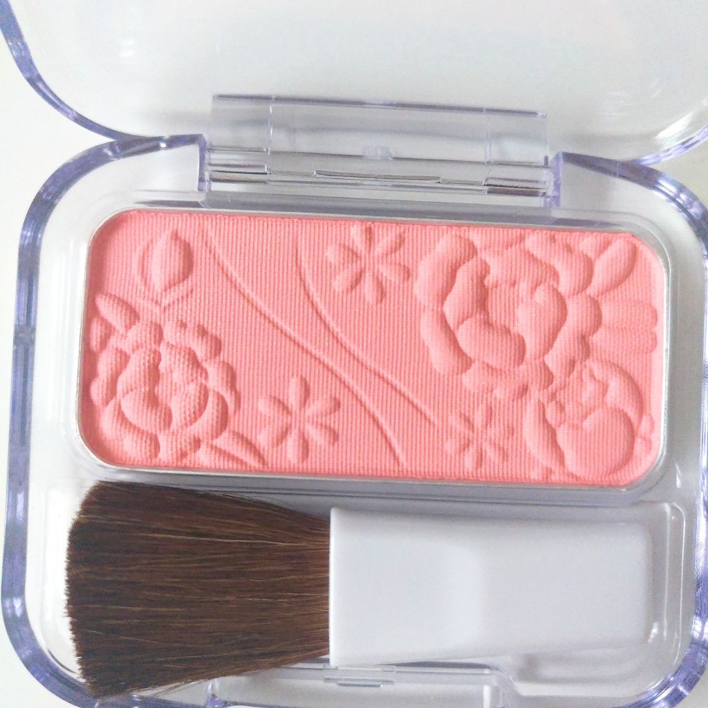 ナチュラル チークN 12 コーラルピンク/CEZANNE/パウダーチークを使ったクチコミ（2枚目）